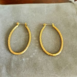 Gold earrings